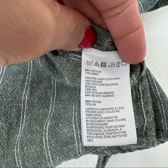 Urban Outfitters Short Sleeve Linen Blend Striped Crop Wrap Top Size Small - Picture 8 of 9